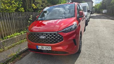 Ford Tourneo Custom Pierwszy właściciel Auto oklejone folia ppf z przodu