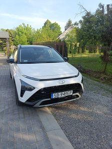 HYUNDAI BAYON 1.0 T-GDI 100 KM | Bezwypadkowy | 2022 | Bogata wersja SMART | 24 500 km