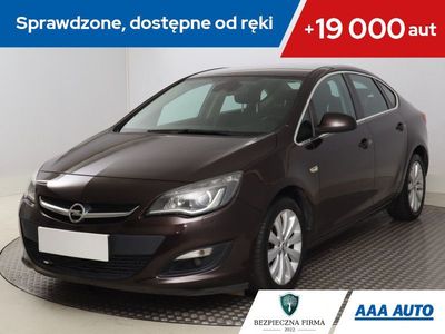 Opel Astra 1.4 T Elegance , Salon Polska, Serwis ASO, Navi, Xenon, Klimatronic,