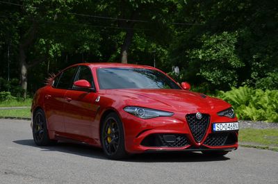 Alfa Romeo Giulia FV 23%, salon PL, serwis ASO, bezwypad, ROSSO ALFA