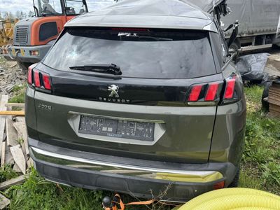 Peugeot 3008 Samochód po wypadku. Silnik, skrzynia biegów w porządku.