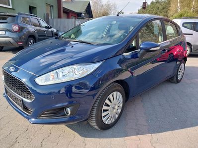 Ford Fiesta Stan bardzo dobry. Bogate wyposażenie.