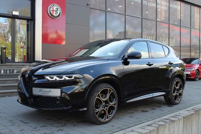 Alfa Romeo Tonale INTENSA z panoramicznym dachem - rabat 21%!