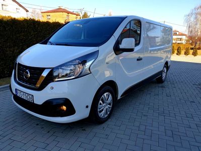 Nissan NV300