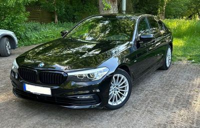 BMW Seria 5 BMW520d Duże navi,podgrzewana kierownica radar+roczna gwarancja 8hp ZF