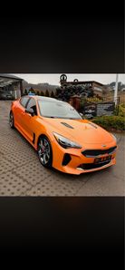 Kia stinger GT 3.3 rwd