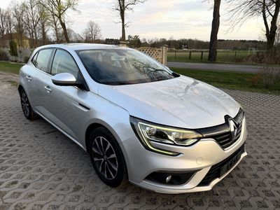 Renault Megane Ledy Nawigacja
